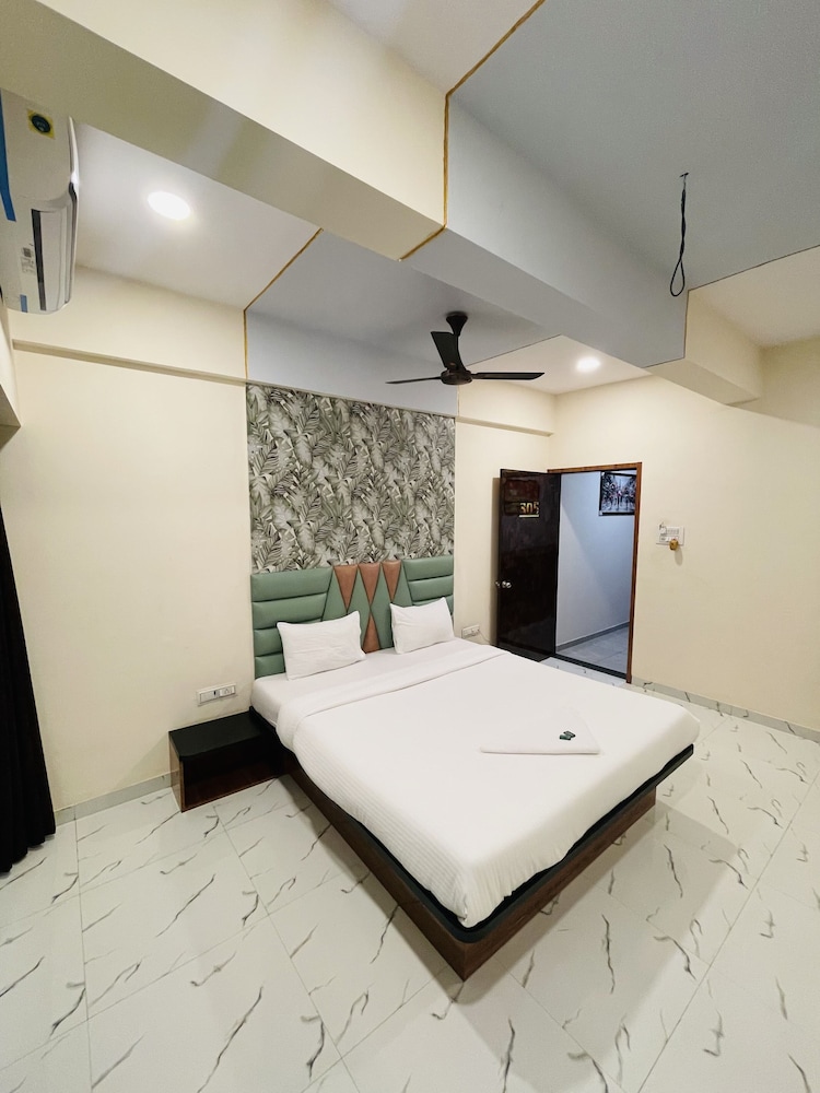 Balaji Residency By Glitz Hotels — Kalyan — photo 3