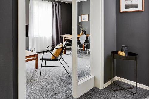 STAY Boardinghouse Flottbek — 4-Star Luxury Hotel in Hamburg, Germany