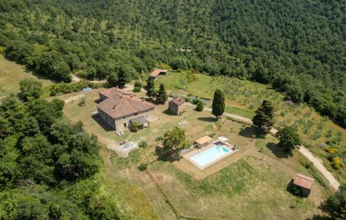 6 Bedroom Awesome Home In Anghiari — 4-Star Luxury Hotel in Anghiari, Italy