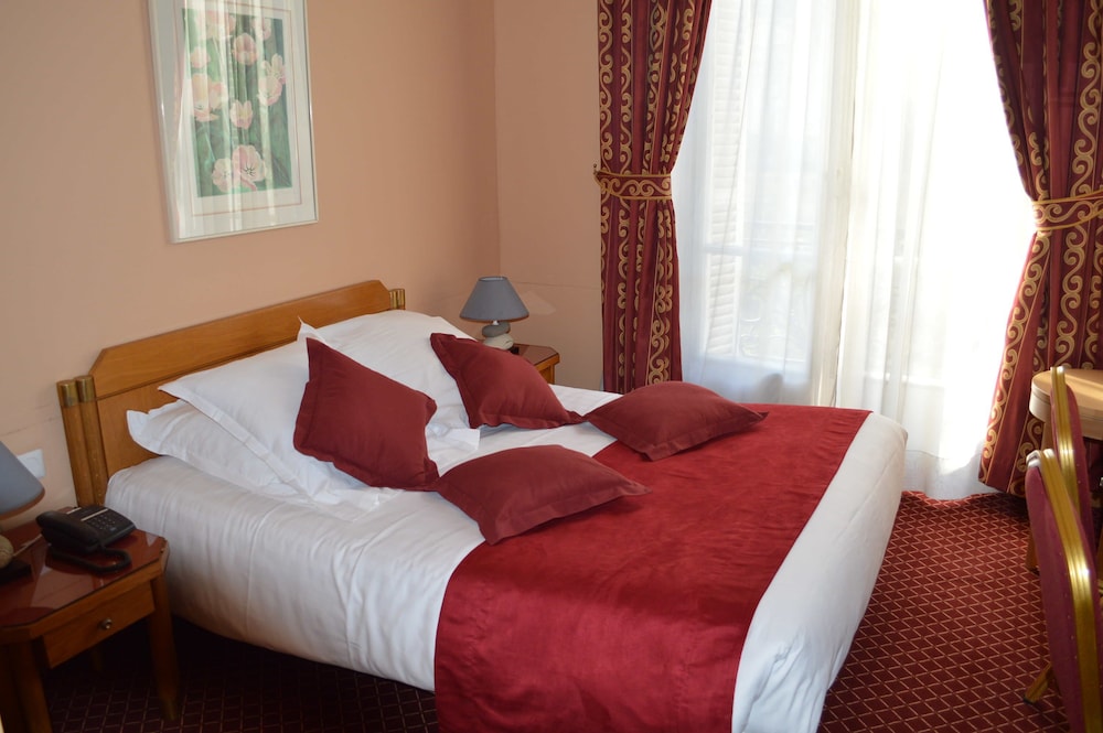 Hotel Royal Elysées