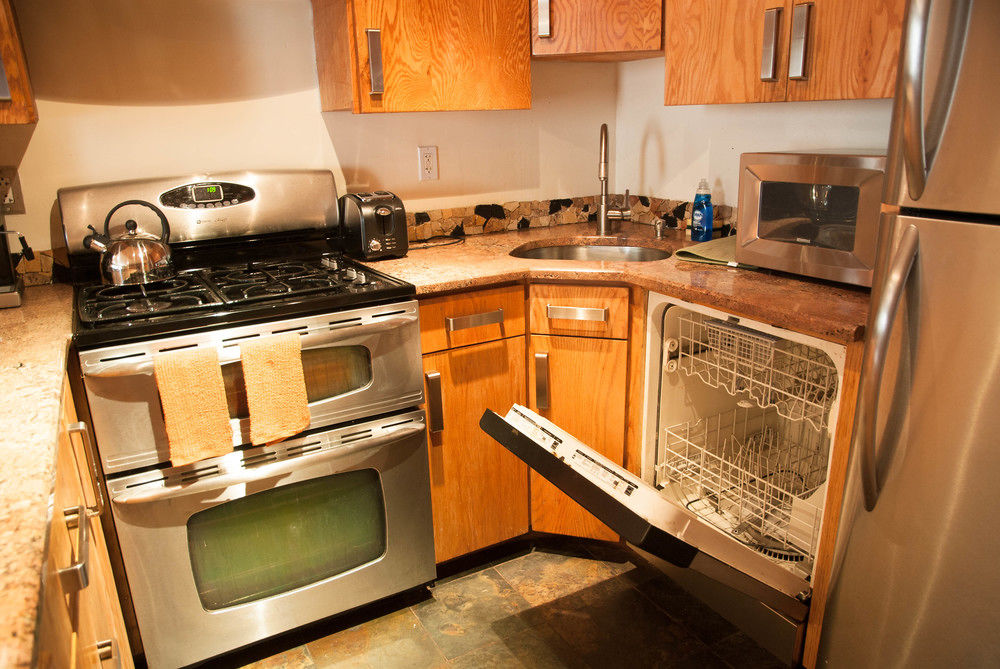 Luxury Suites Upper West Brownstone - photo 11