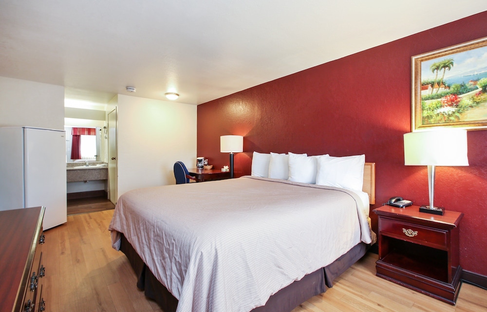 Red Roof Inn Lompoc - photo 21