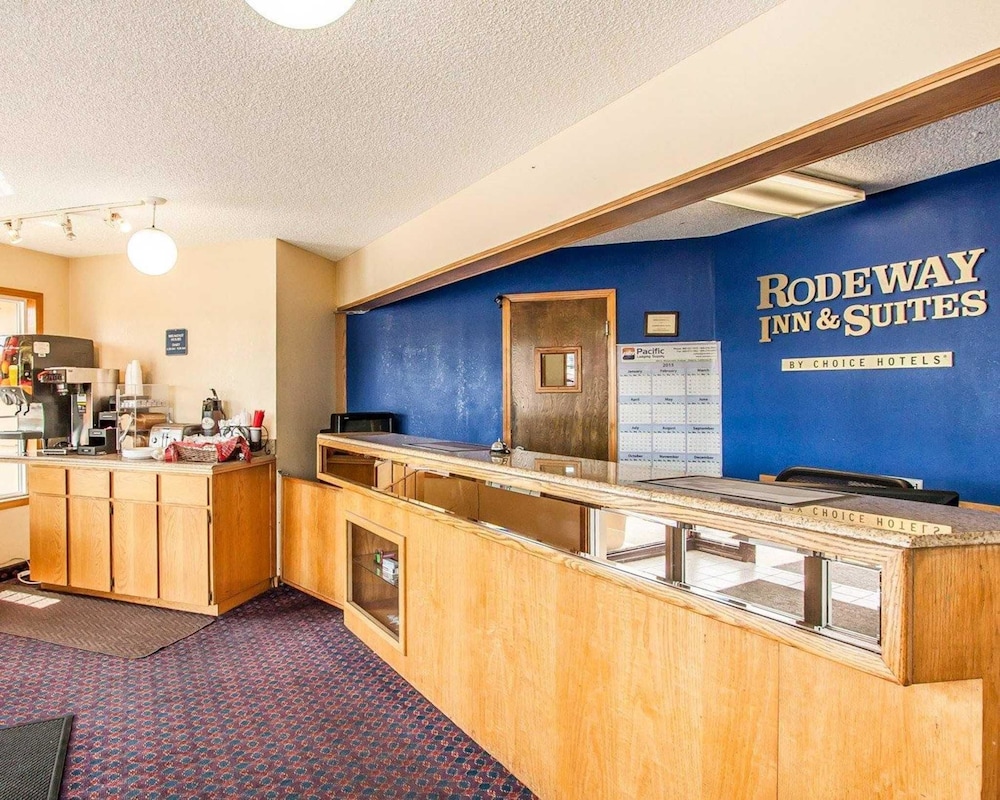 Rodeway Inn & Suites Portland West Beaverton - photo 28