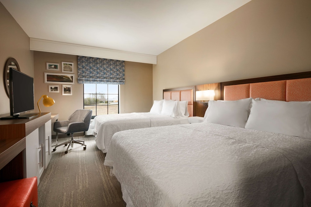 Hampton Inn Kernersville - photo 14
