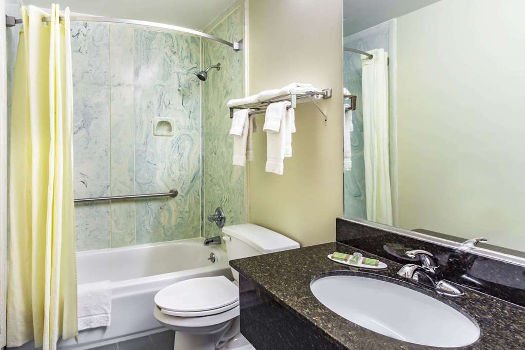 Super 8 by Wyndham Morristown South - photo 7