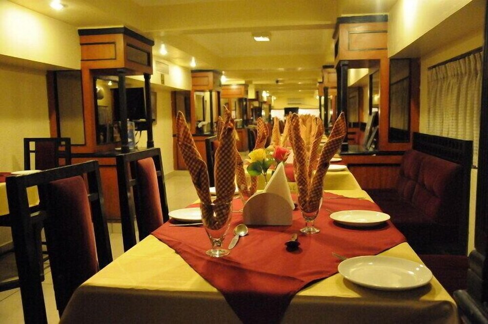 Sovereign Hotel - last minute hotel in Bengaluru