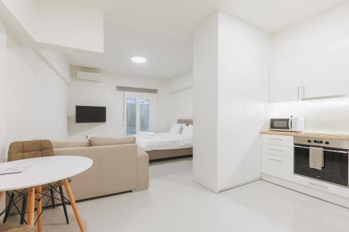 Calm Underground Studio with Private Terrace - last minute hotel in Athens