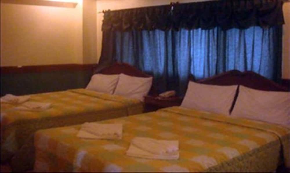 Natalia Hotel — Angeles City — photo 3
