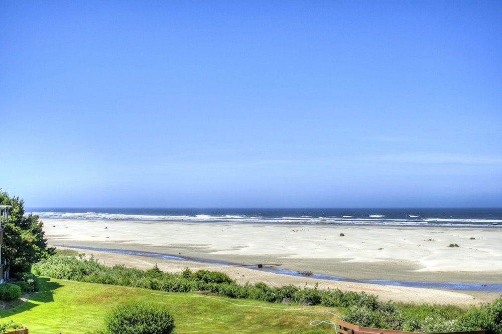 Little Creek Cove Beachfront Resort - photo 70