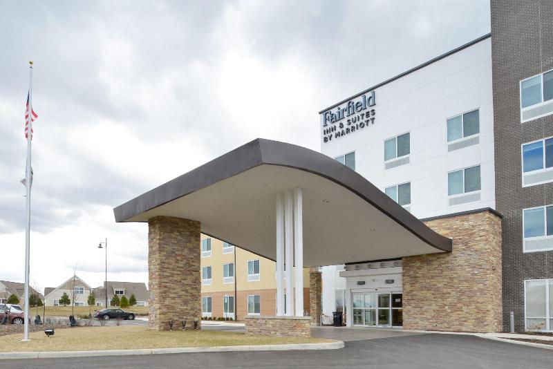 Fairfield Inn & Suites by Marriott Columbus Grove City - photo 2