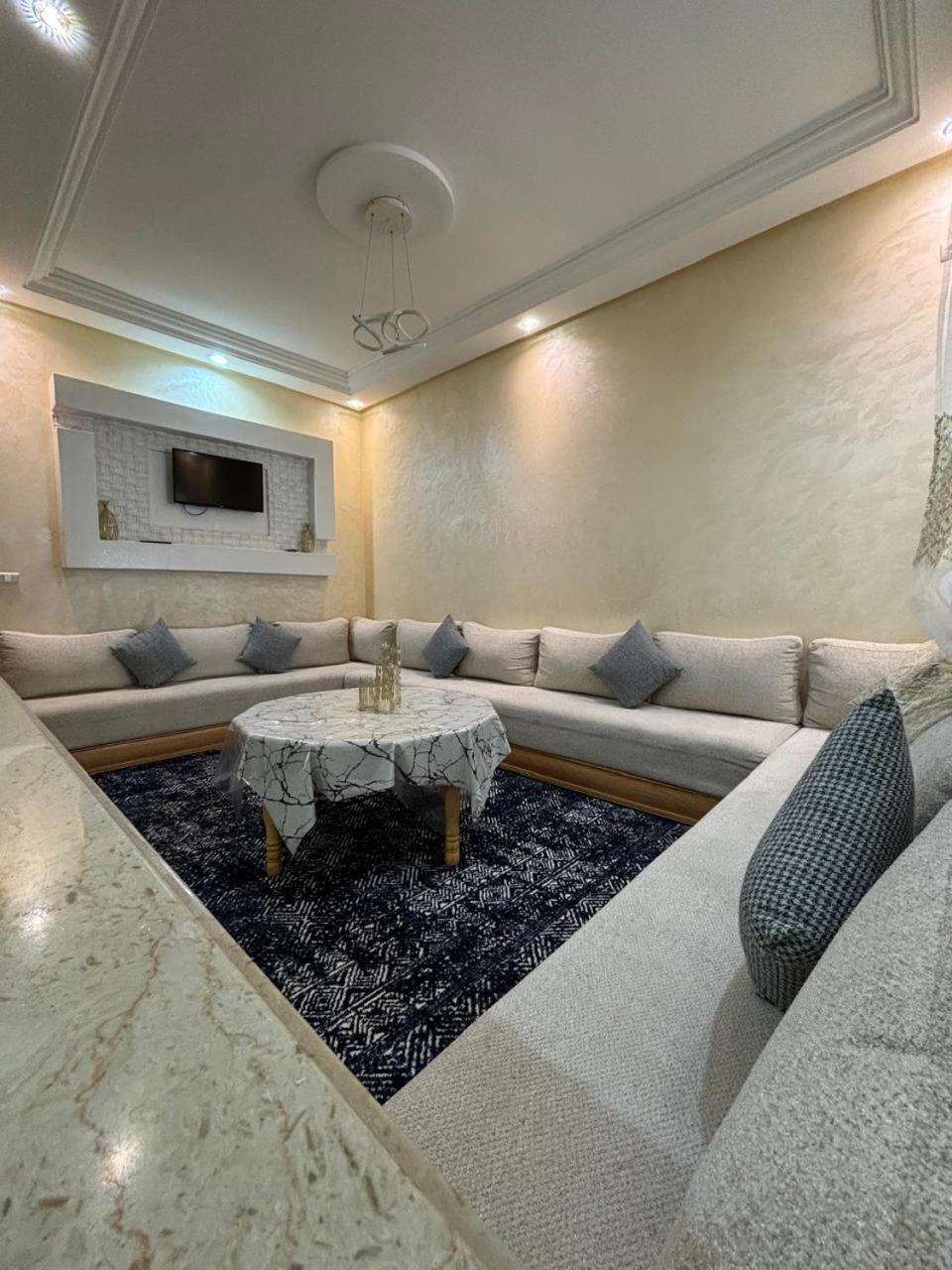 Sara Location in Meknes, Morocco