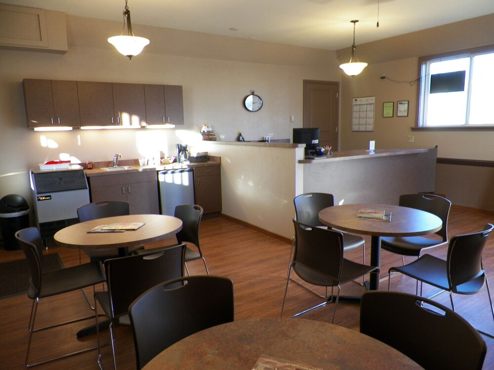 Country Motor Inn - photo 65