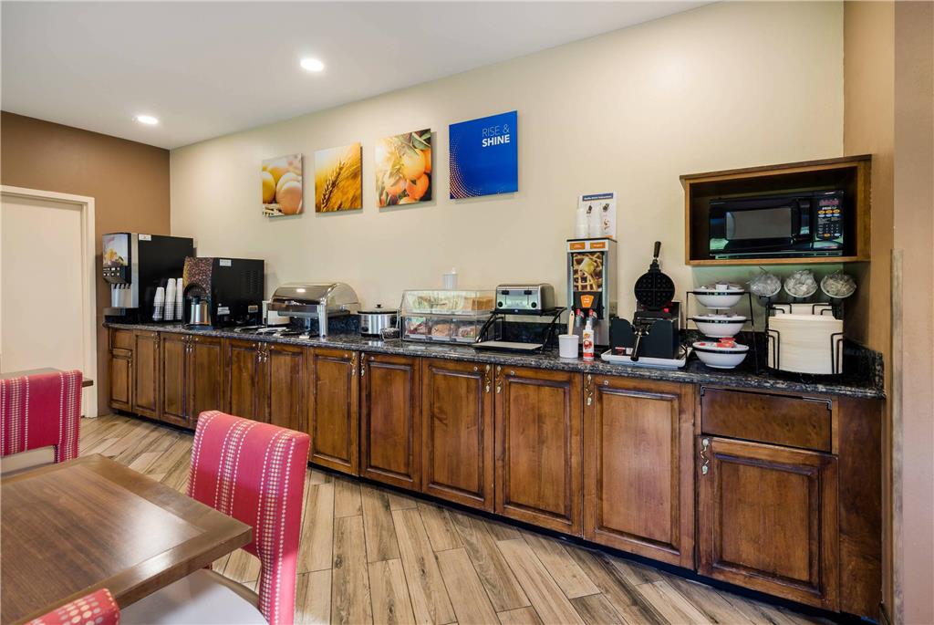 Comfort Inn Lexington Virginia Horse Center - photo 25