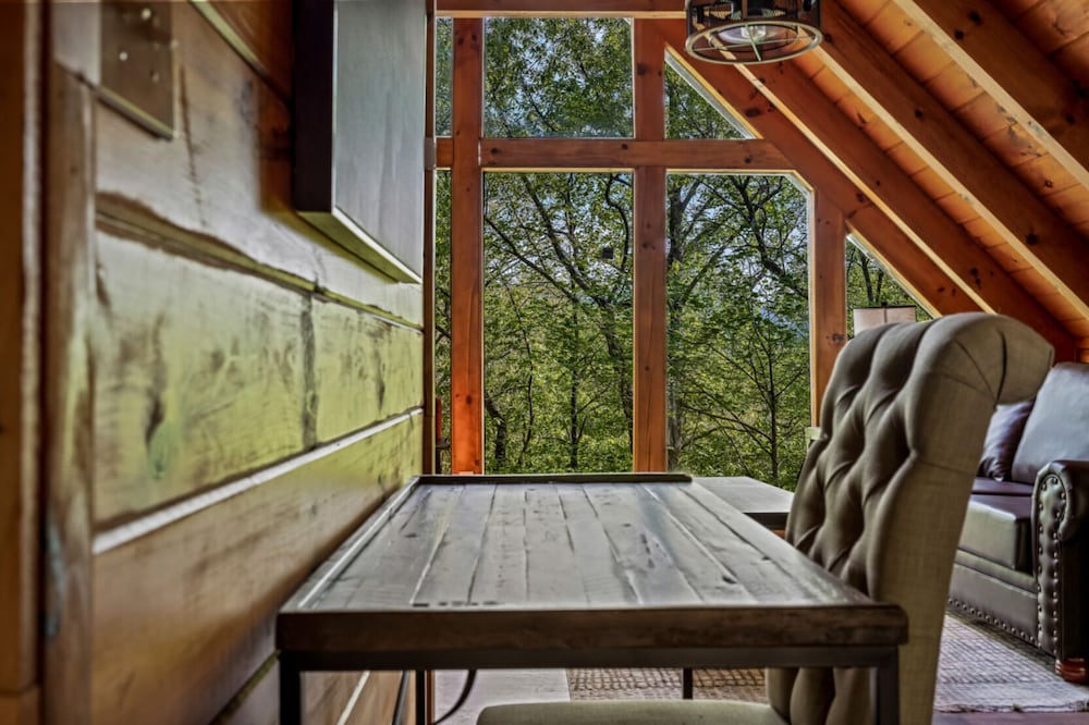 Mountain Majesty By Ghosal Luxury Lodging - photo 57