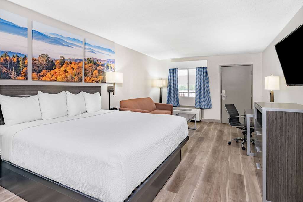 Days Inn by Wyndham Hamilton - photo 20
