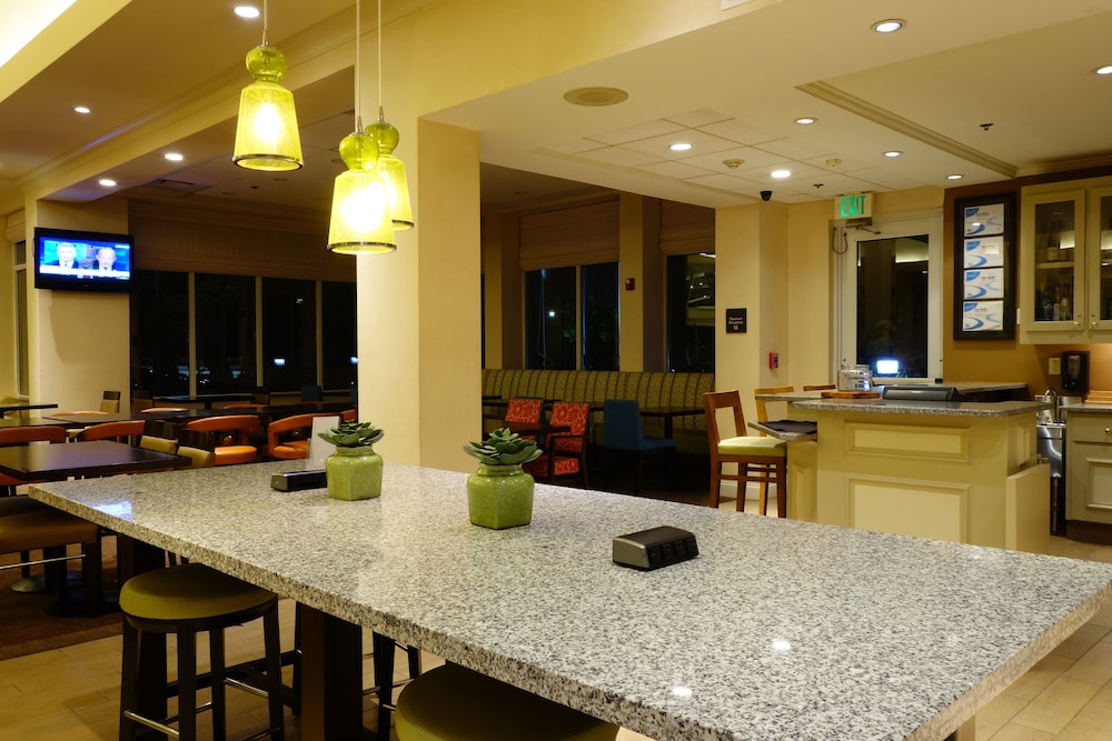 Hilton Garden Inn Atlanta East Stonecrest - photo 46