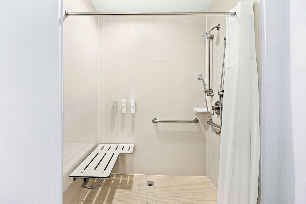 Hampton Inn Morgan Hill - photo 39