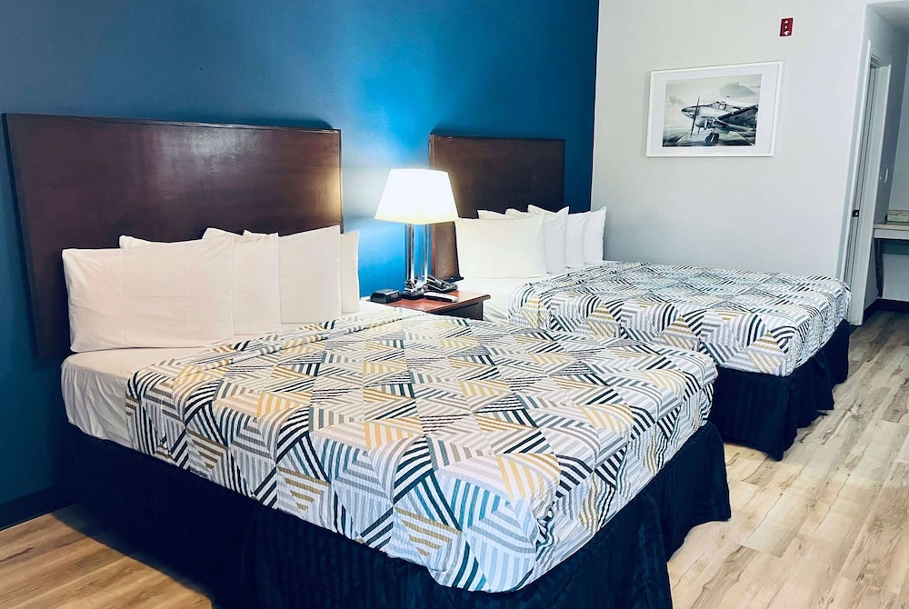 Baymont by Wyndham Ridgecrest - photo 14