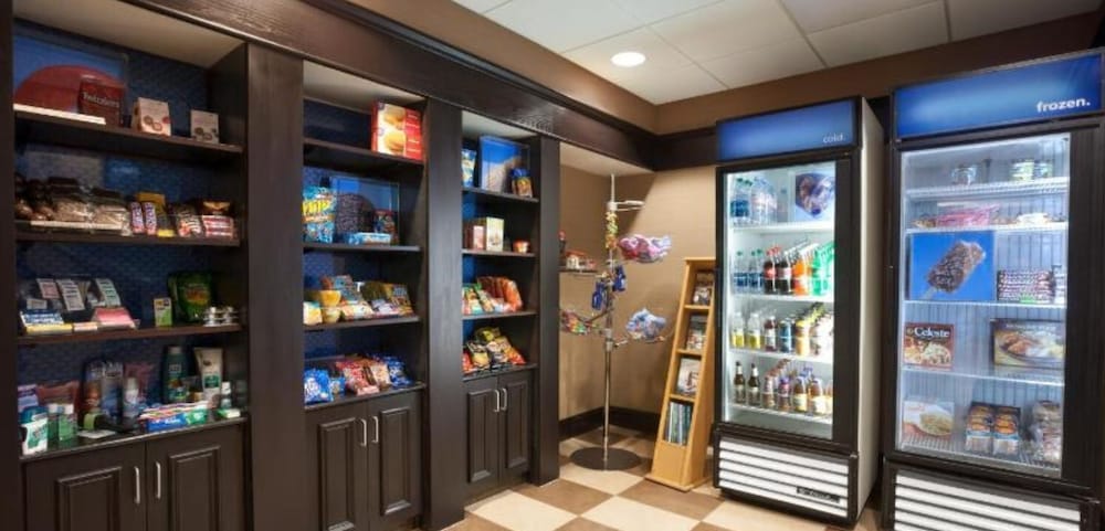 Hampton Inn & Suites Wells Ogunquit - photo 64