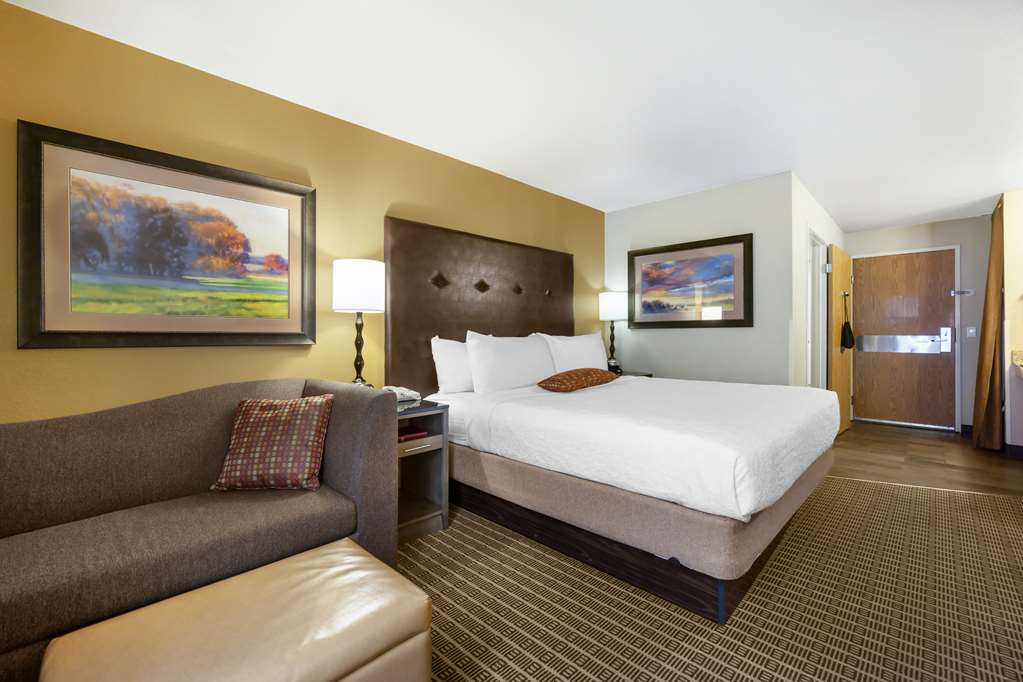 Best Western Plus Yakima Hotel - photo 37