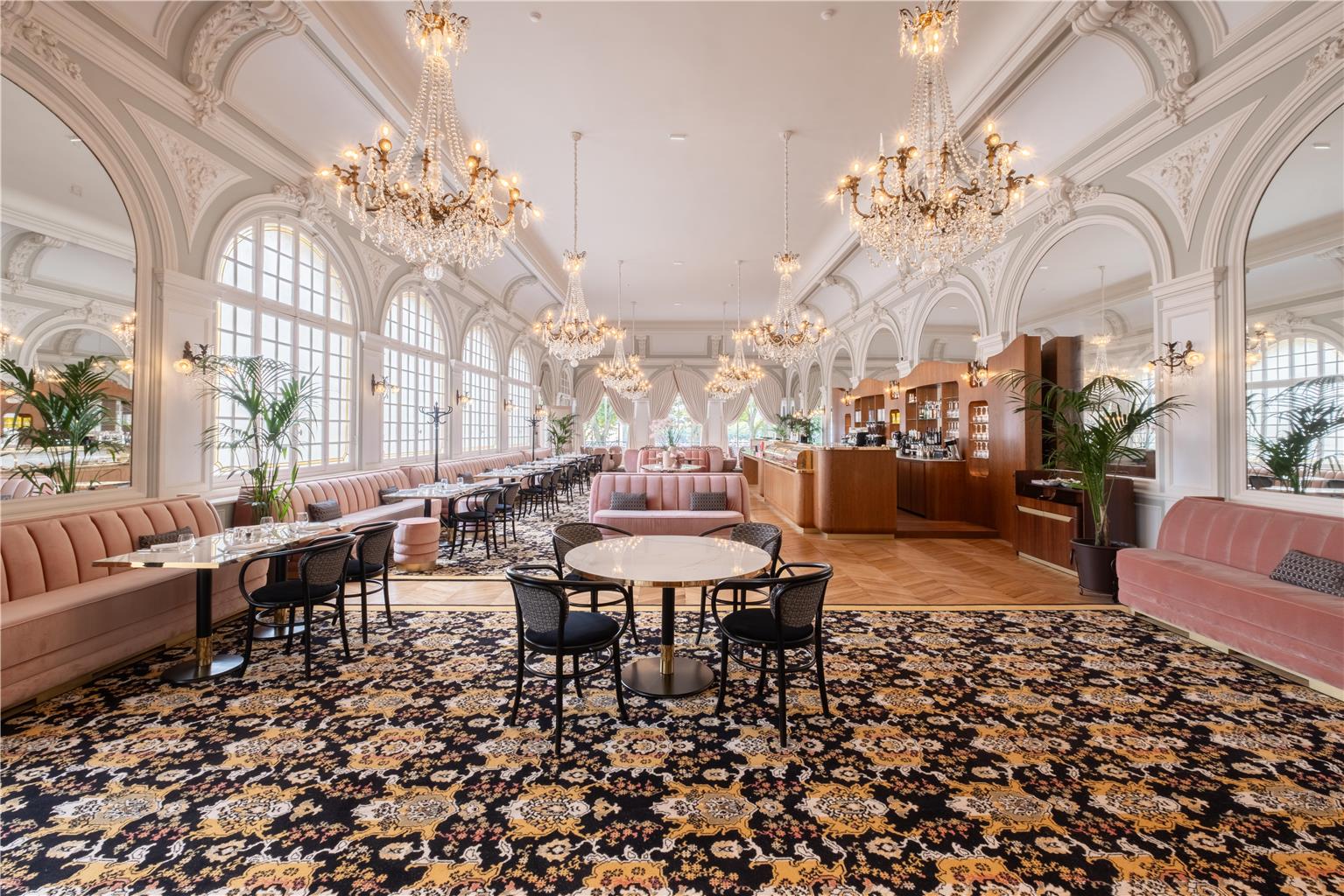 Hotel Les Lumieres Relais Chateaux — Versailles