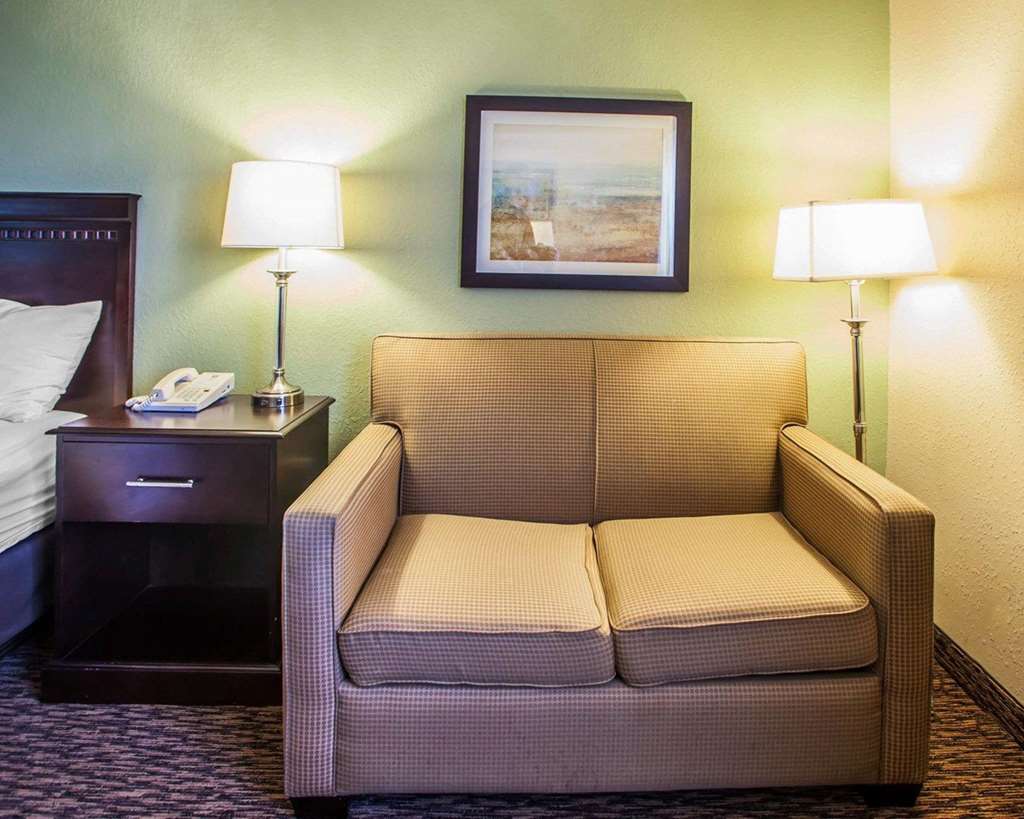 Quality Inn Belton Kansas City South - photo 14