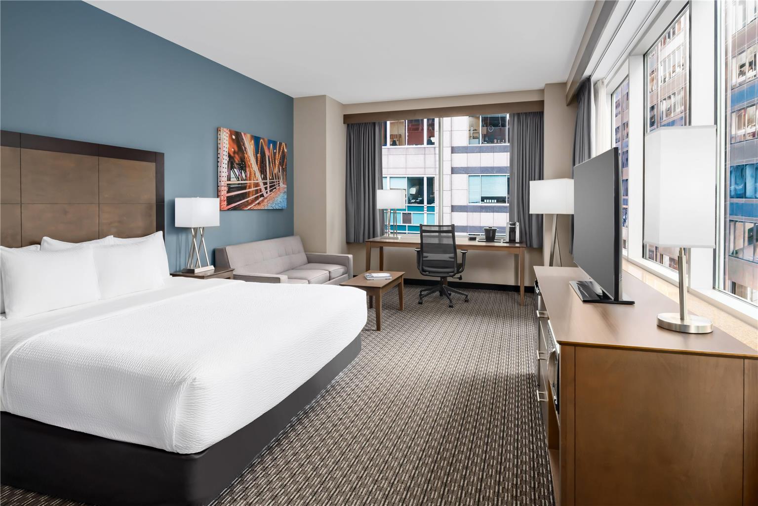 La Quinta Inn & Suites by Wyndham Chicago Downtown - photo 54