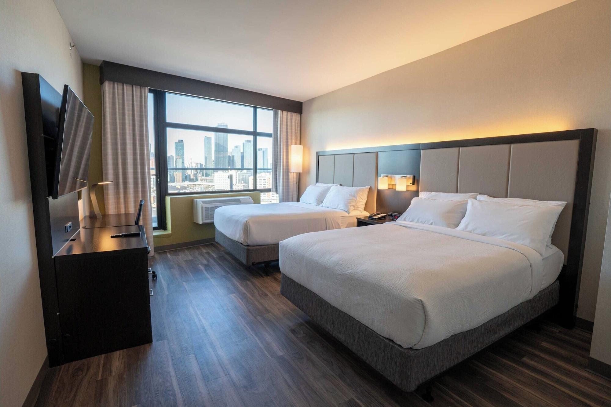 Holiday Inn Express Long Island City E New York by IHG - photo 16