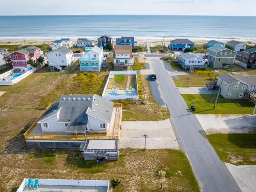 Private and Quiet Family Retreat Steps to the Beach in Kitty Hawk, United States