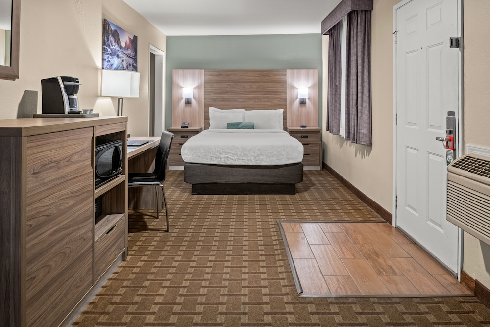 Buck Meadows Lodge - photo 11