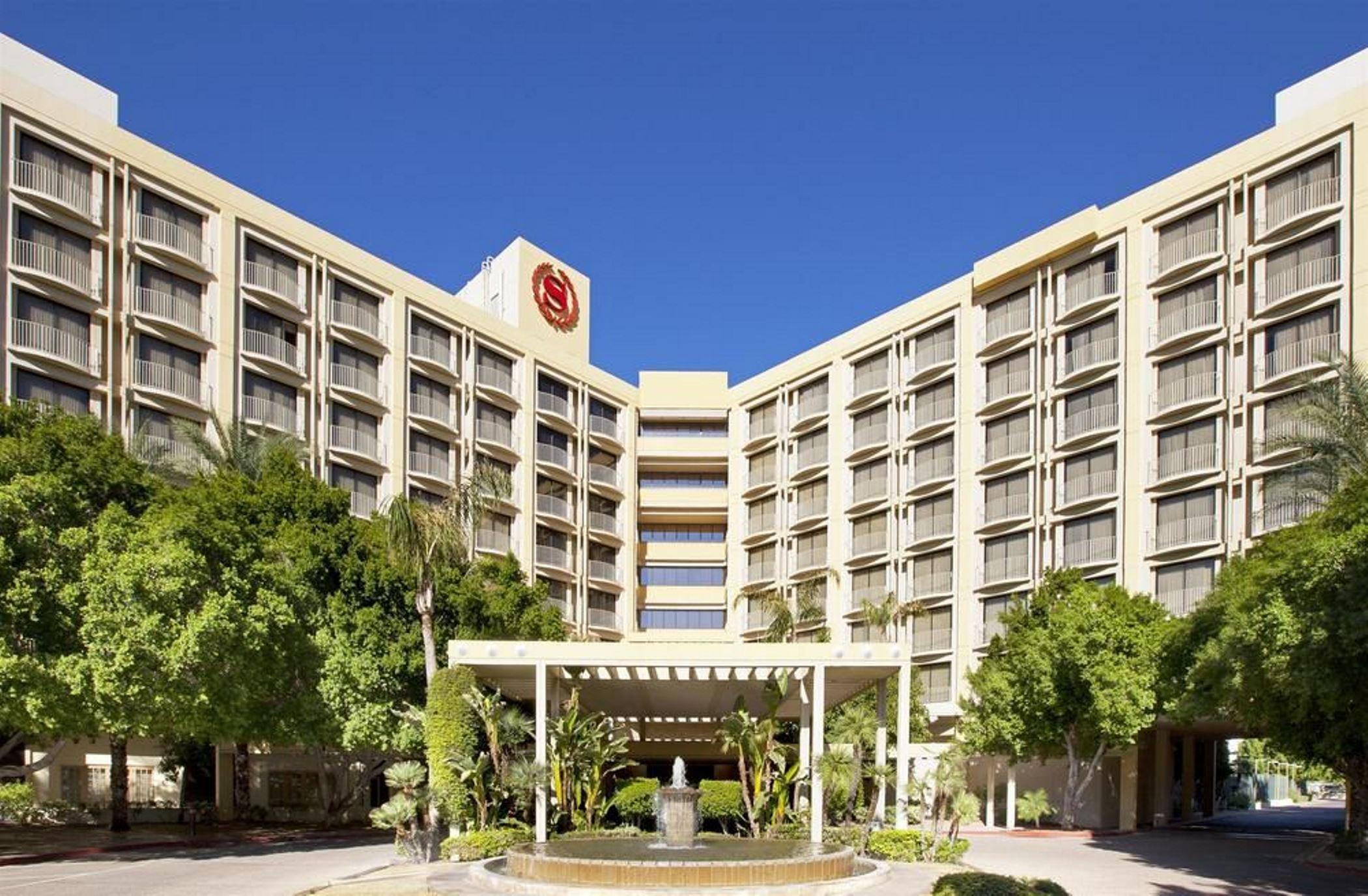 Sheraton Crescent Hotel - photo 31