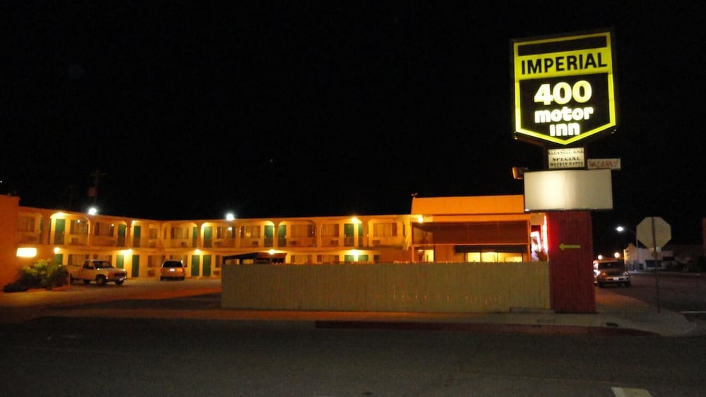 Imperial 400 Motor Inn - photo 24