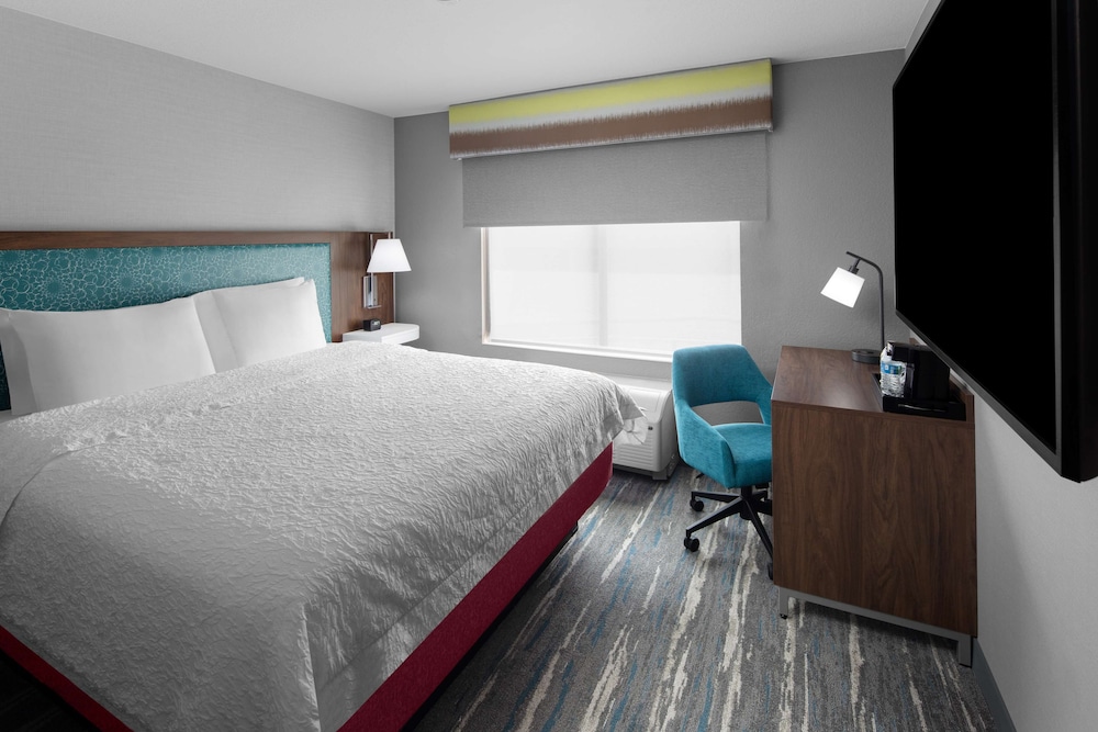 Hampton Inn Phoenix Biltmore - photo 17