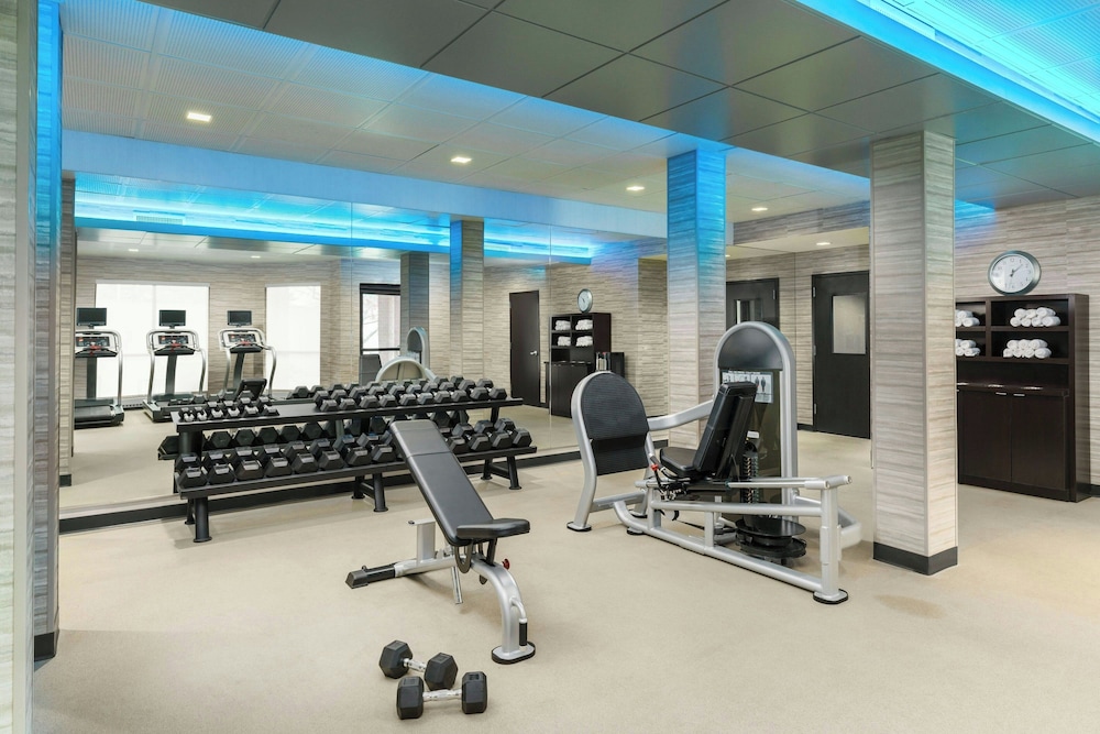 Courtyard by Marriott Chicago Bloomingdale - photo 15