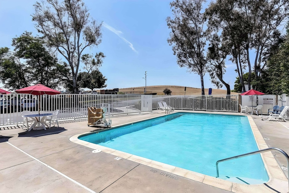 Super 8 by Wyndham Livermore - photo 20