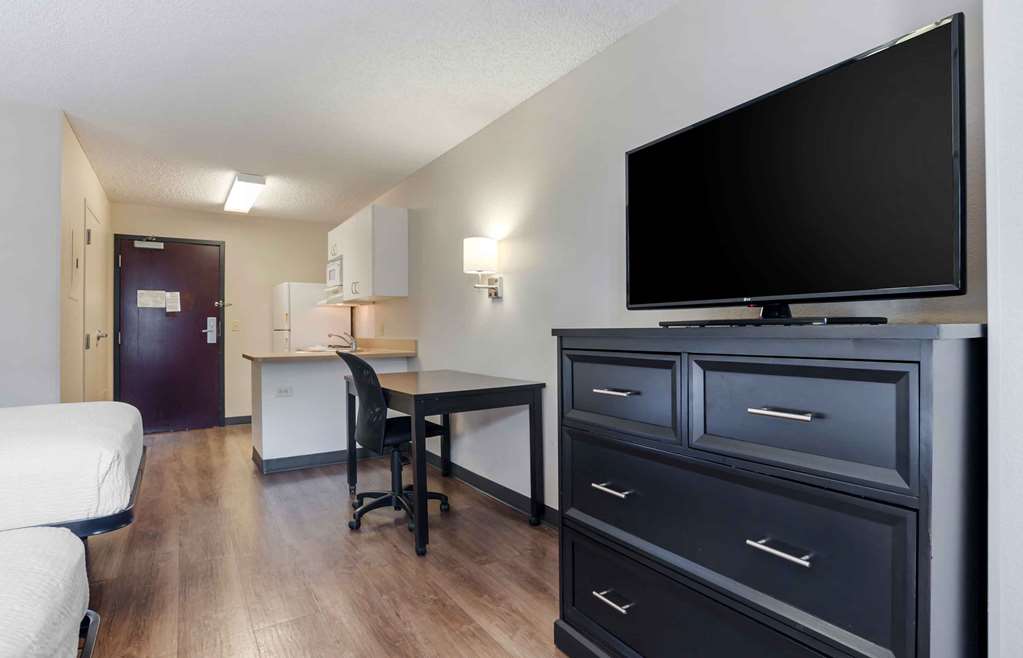 Extended Stay America Suites Los Angeles Torrance Blvd - photo 23