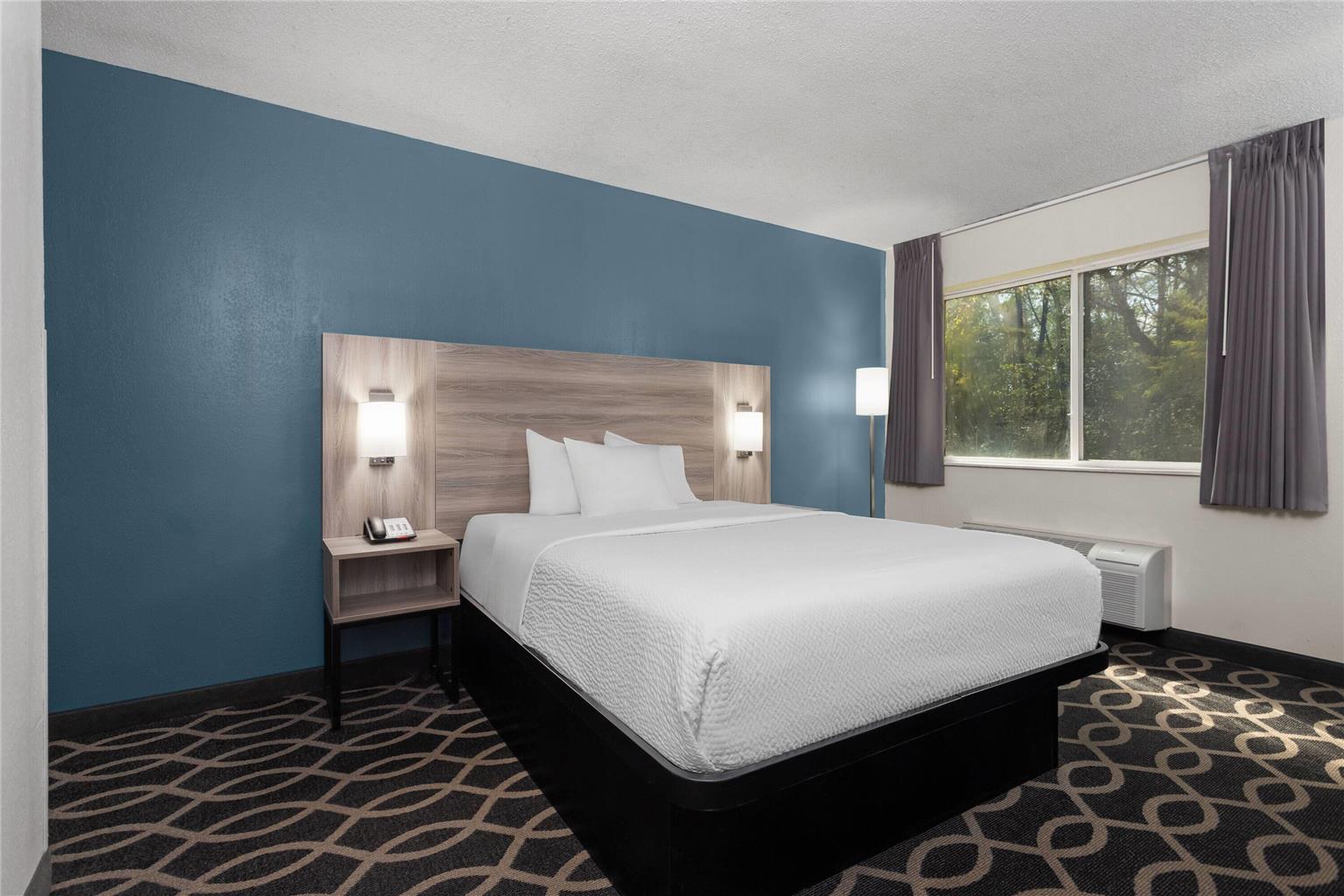 Baymont by Wyndham Piqua - photo 9