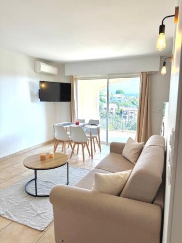 Domaine Lou Bel Azur Harmonie — hotel in Saint-Laurent-Du-Var