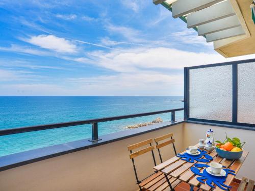 La Casa del mare di Ginni e Virgi by Holiday World — 4-Star Luxury Hotel in Bergeggi, Italy