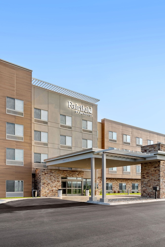 Fairfield by Marriott Inn & Suites Baraboo - photo 30