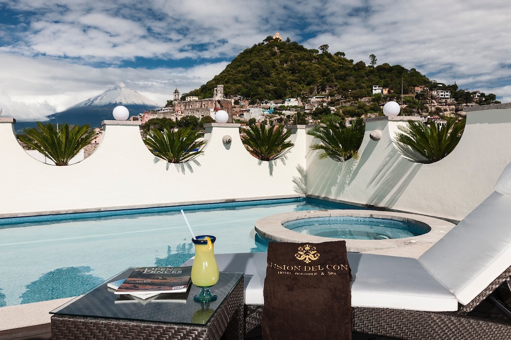 Rooftop pool