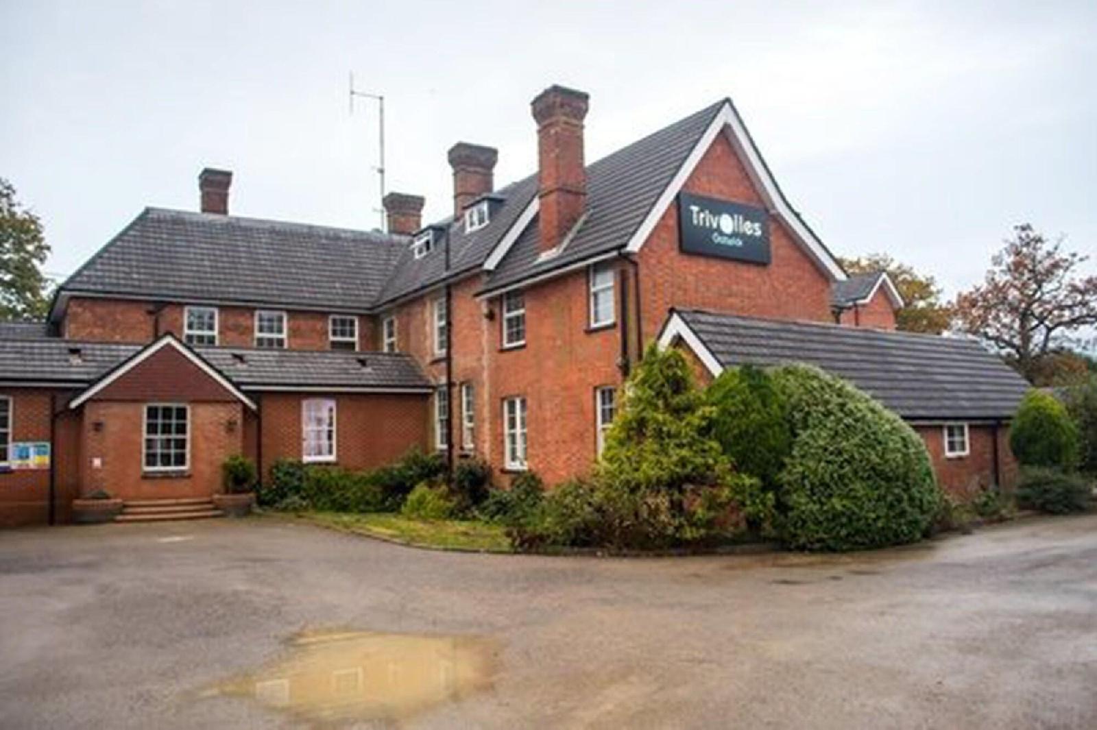 Ifield Court Hotel Restaurant — Crawley