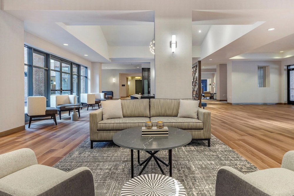 Sheraton Suites Old Town Alexandria - photo 5