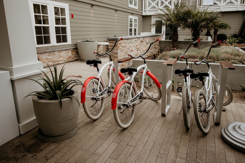 Inn at the Pier Pismo Beach Curio Collection by Hilton - photo 36