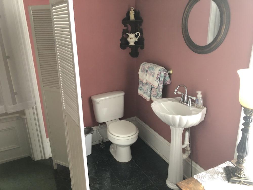 Shaw Mansion Inn - photo 18