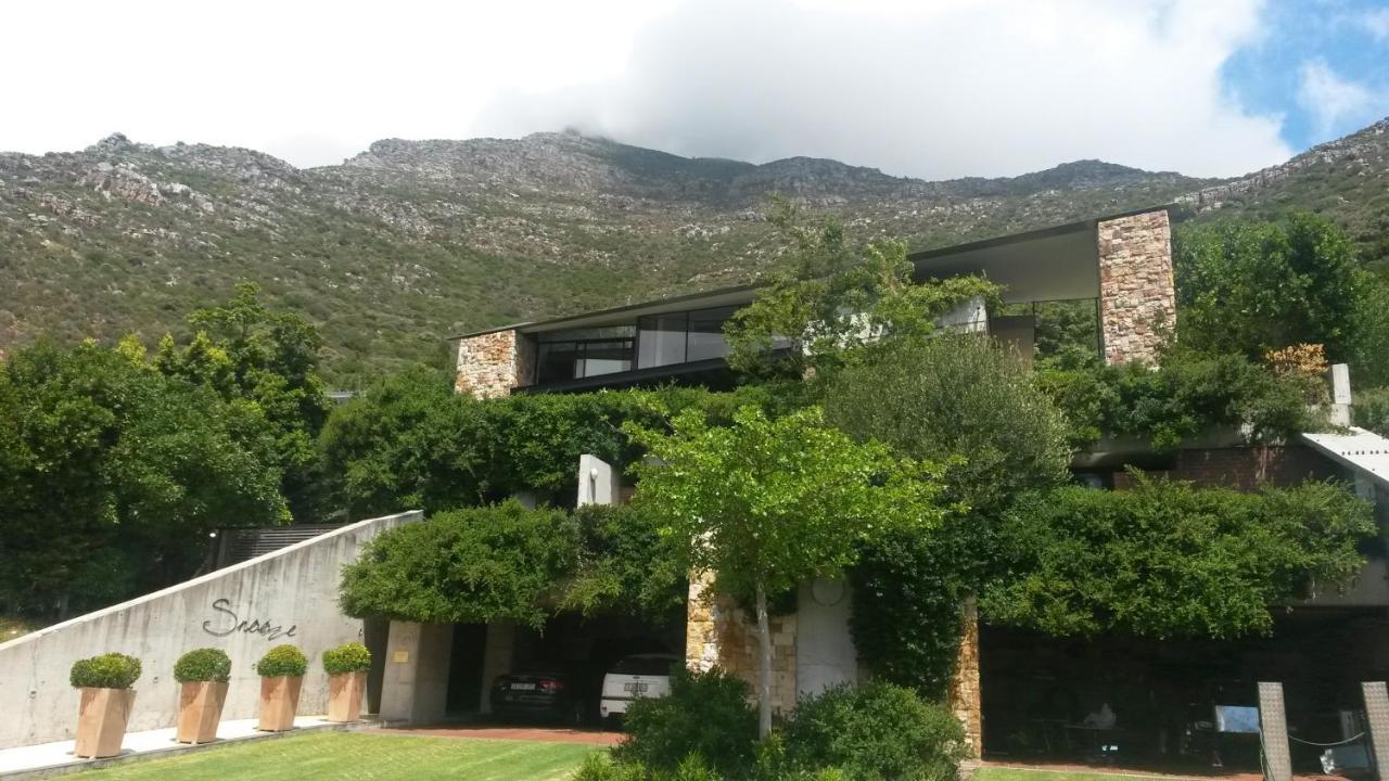 Snooze in Hout Bay Self Catering — 4-Star Luxury Hotel in Cape Town, South Africa