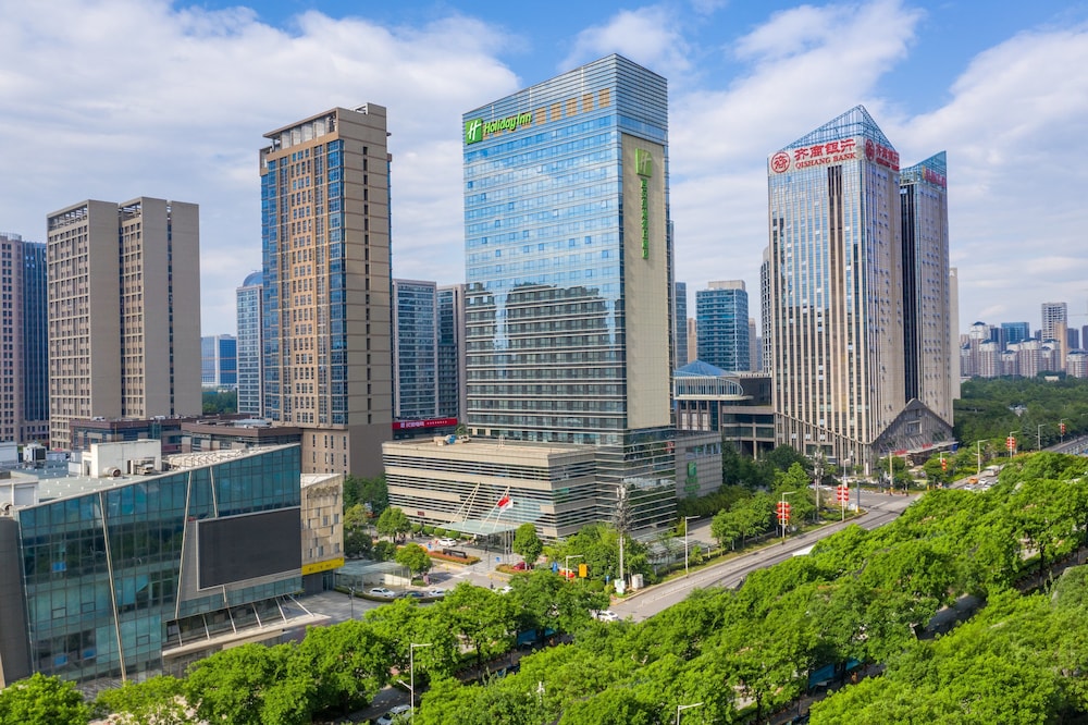 Holiday Inn Xi'an High tech Central by IHG — 4-Star Luxury Hotel in Xi'an, People's Republic of China