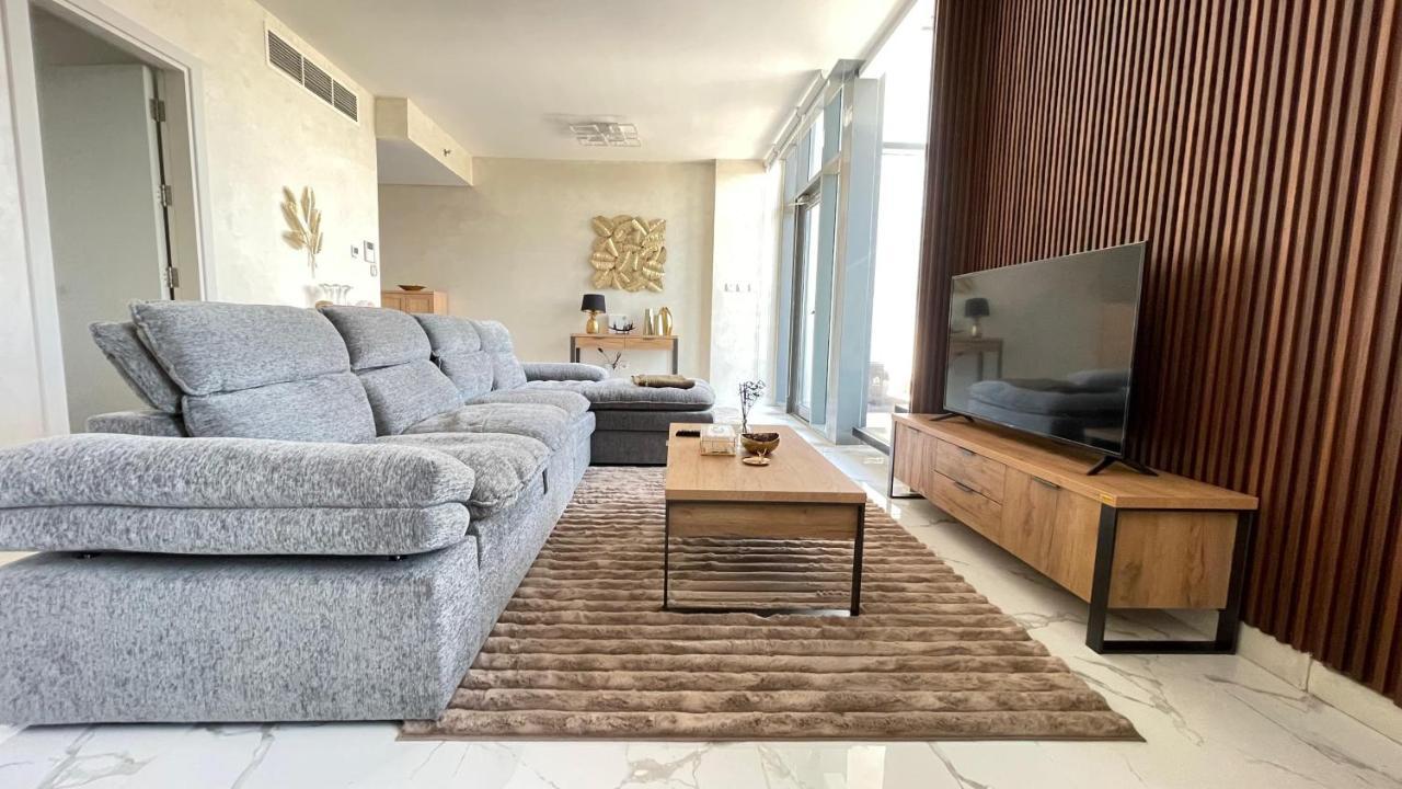 Holiday Elegant Apartment Near yas Island Abu Dhabi DABAS2 — 4-Star Luxury Hotel in Abu Dhabi, United Arab Emirates