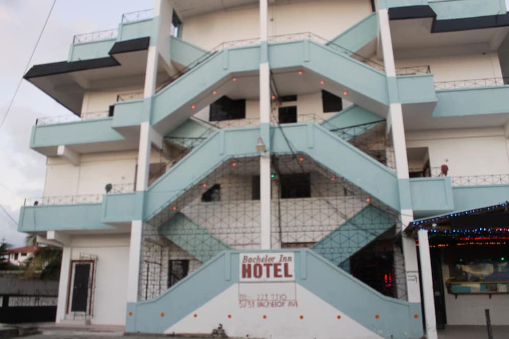 Bachelor Inn Hotel in Belize City, Belize