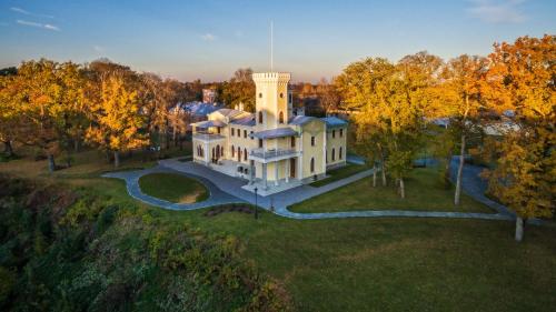 Schloss Fall Keila Joa — hotel in Keila